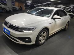 Volkswagen Lamando 230TSI DCT Stylish Edition - photo 1