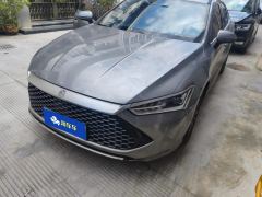 BYD Qin PLUS DM-i 55km Prestigious Edition - фото 1