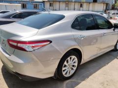Toyota Camry 2.0G Luxury Edition - ფოტო 2