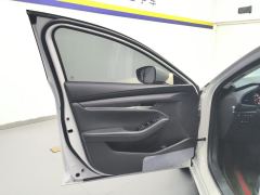 Mazda3 Axela 2.0L Automatic Radiance Edition - фото 12