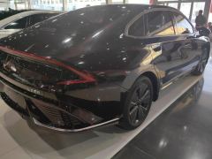 Wuling Starlight Plug-in Hybrid 1.5L 70km Standard Edition - фото 2