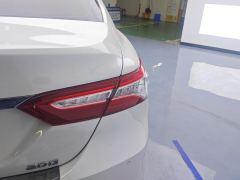 Toyota Camry 2.0G Luxury Edition - ფოტო 5