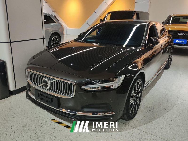 Volvo S90 B5 Intelligent Luxury Edition - ავტომობილი ჩინეთიდან