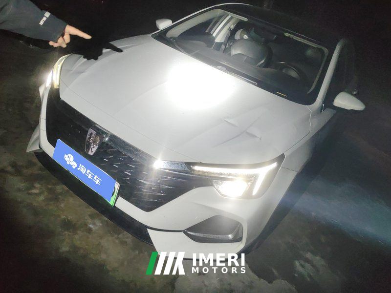 Roewe i6 MAX EV 420km 420 Edition - автомобиль из Китая