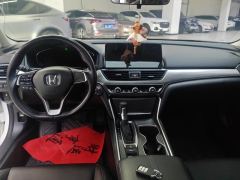 Honda Accord 260TURBO Luxury Edition - photo 16