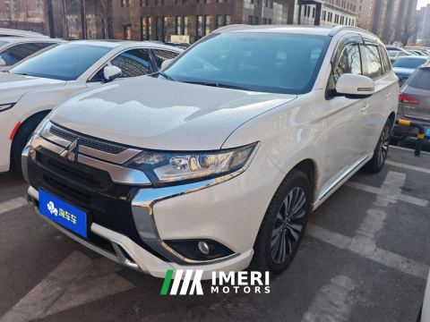 2021 Mitsubishi Outlander Facelift 2.0L RWD Enjoy Edition 5-seater - car from China