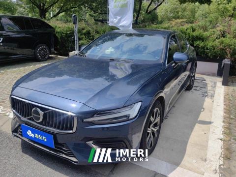 2023 Volvo S60 B4 Smart Luxury Edition - car from China