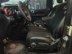 Jeep Wrangler 2.0T - ფოტო 14