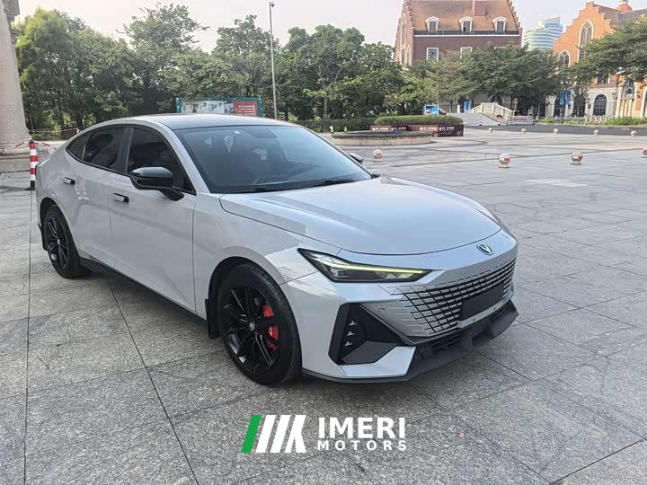 Changan UNI-V 1.5T Deluxe - ავტომობილი ჩინეთიდან