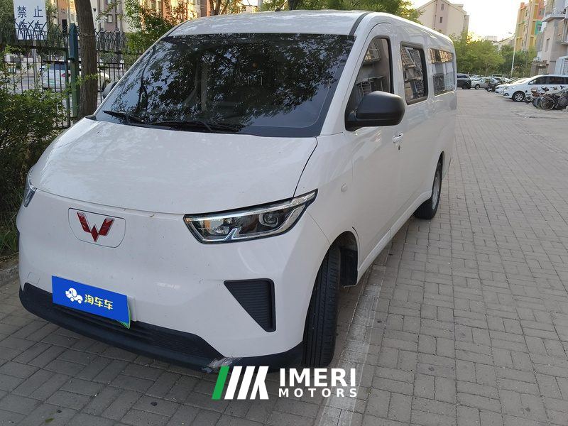 Wuling Yangguang 300km Version Edition 60kW 6 - автомобиль из Китая
