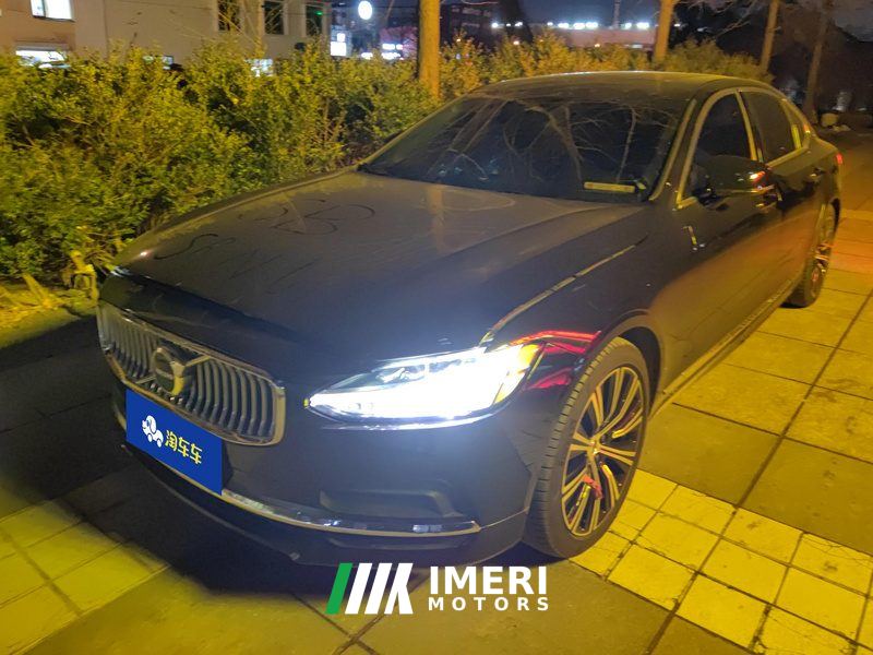Volvo S90 B5 Smart Luxury Edition - автомобиль из Китая