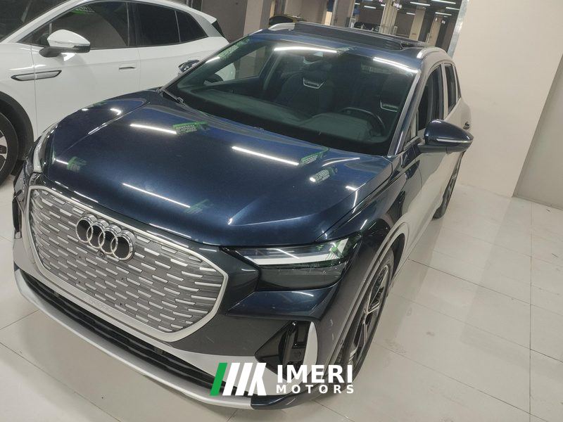Audi Q4 e-tron 40 e-tron Creative Edition - ავტომობილი ჩინეთიდან