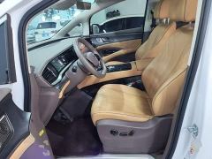 Denza D9 DM-i 1040 Premium - photo 14