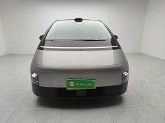 Li Auto Li Xiang MEGA Ultra - фото 2