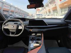 Changan UNI-V 1.5T Deluxe - ფოტო 16