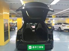 Tesla Model Y L Long Range All-Wheel Drive - ფოტო 18