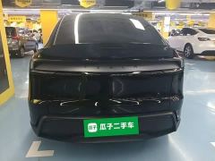 Tesla Model Y L Long Range All-Wheel Drive - ფოტო 5