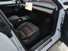 Tesla Model Y Standard endurance rear-wheel drive - ფოტო 16