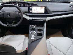 Changan UNI-V Zhidian iDD UNI-V iDD 1.5T 113km Version - ფოტო 16