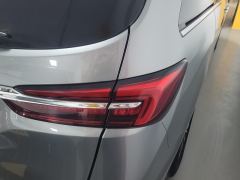 Buick GL8 Land Business Class 652T Prestigious Edition 7-seater - фото 5
