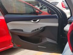 Geely Xingui Xingrui 2.0TD Prestigious Edition - ფოტო 12