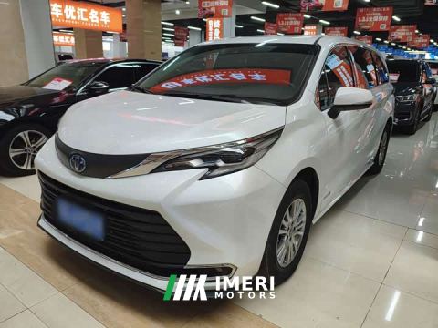 2022 Toyota Sienna 2.5L Hybrid Comfort Edition