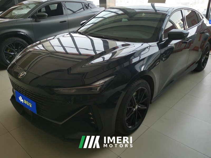 Changan UNI-V Zhidian iDD 1.5T 113km Smart cool type