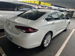 Buick Regal 28T Longitudinal Enjoyment Edition - ფოტო 3