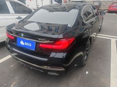 BMW 5 Series 530Li Luxury M Sport Package - ფოტო 2