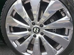 Bentley Flying Spur 4.0T V8 Elegance Edition - ფოტო 11