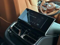 Bentley Flying Spur 4.0T V8 Elegance Edition - ფოტო 9