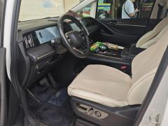 GAC Trumpchi E9 2.0T 136km MAX - ფოტო 14