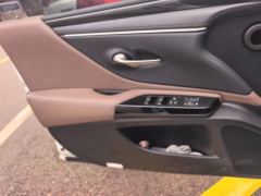 Lexus ES 200 Excellence Edition - ფოტო 12