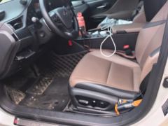Lexus ES 200 Excellence Edition - ფოტო 14