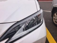 Lexus ES 200 Excellence Edition - ფოტო 4
