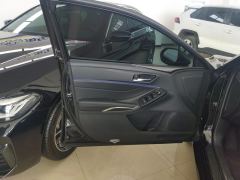 Toyota Avalon Dual-Engine 2.5L E-CVT Luxury Edition - ფოტო 12
