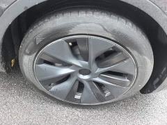 Tesla Model Y Rear-Wheel Drive - ფოტო 6