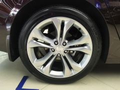Buick Lacrosse Avenir Version - ფოტო 6