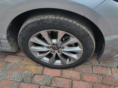 Toyota Avalon Dual-Engine 2.0L Elite Edition - photo 6