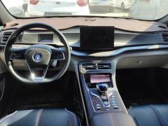 BYD Qin PLUS DM-i 120km Prestigious Edition - ფოტო 16