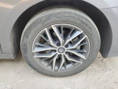 BYD Qin PLUS DM-i 120km Prestigious Edition - ფოტო 6