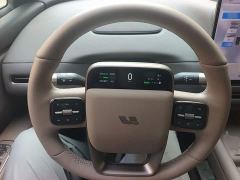 Li Auto i6 Four-Wheel Drive Standard Edition - ფოტო 6