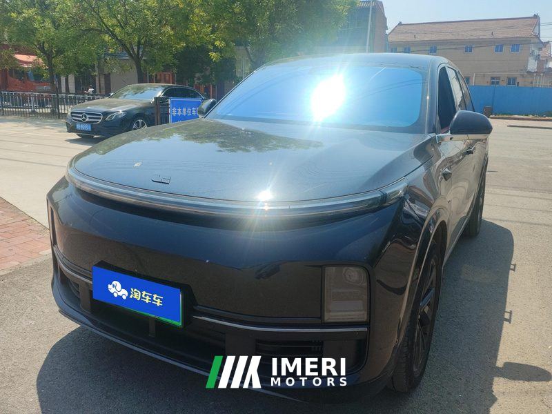 Li Auto Li L8 Pro - автомобиль из Китая