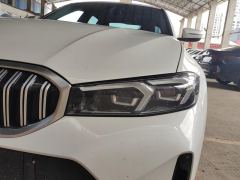 BMW 3 Series 320i M Sport Package - фото 4