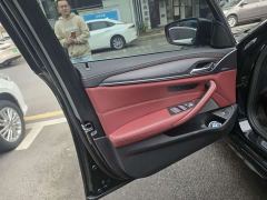 BMW 5 Series 530Li Premier M Sport Package - ფოტო 7