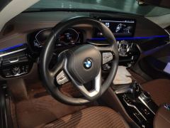 BMW 5 Series 525Li Luxury Package - ფოტო 17