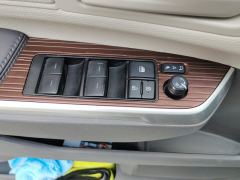 Toyota Sienna Dual-Engine 2.5L Comfort Edition - фото 13