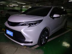 Toyota Sienna Dual-Engine 2.5L Prestige Edition - ფოტო 1