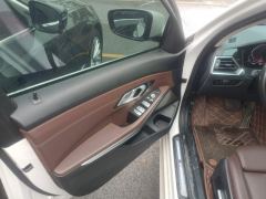 BMW 3 Series 320Li M Sport Package - ფოტო 12