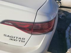 Volkswagen Jetta 300TSI Edition - photo 5